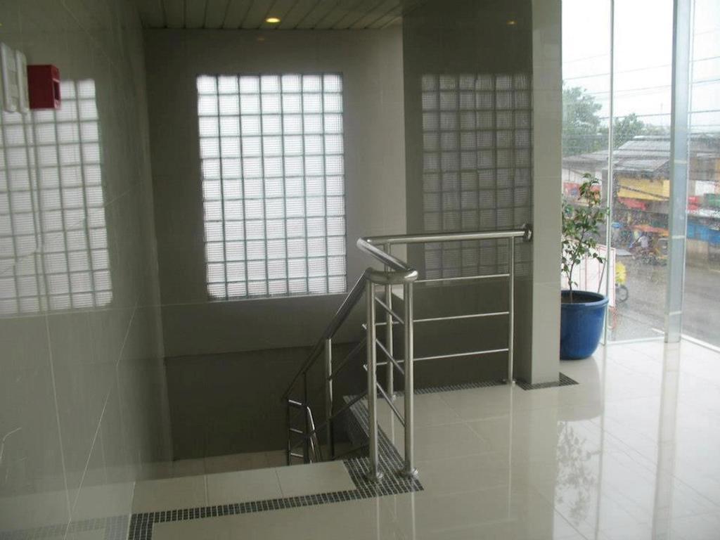 Bnt Inn Lapu-Lapu City Esterno foto
