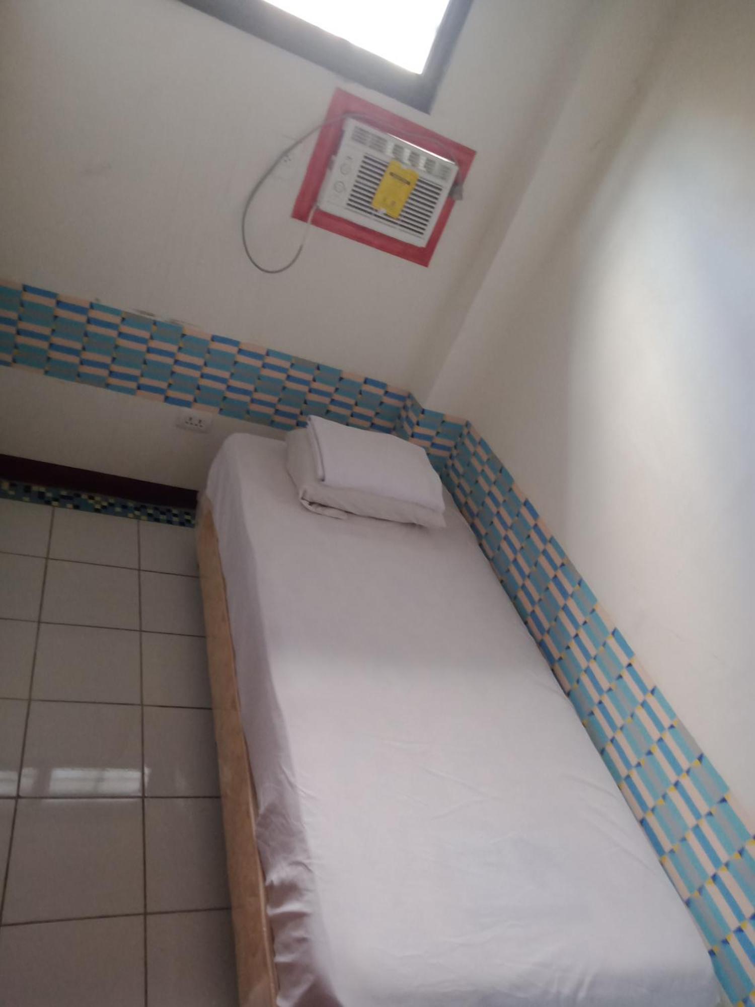 Bnt Inn Lapu-Lapu City Esterno foto